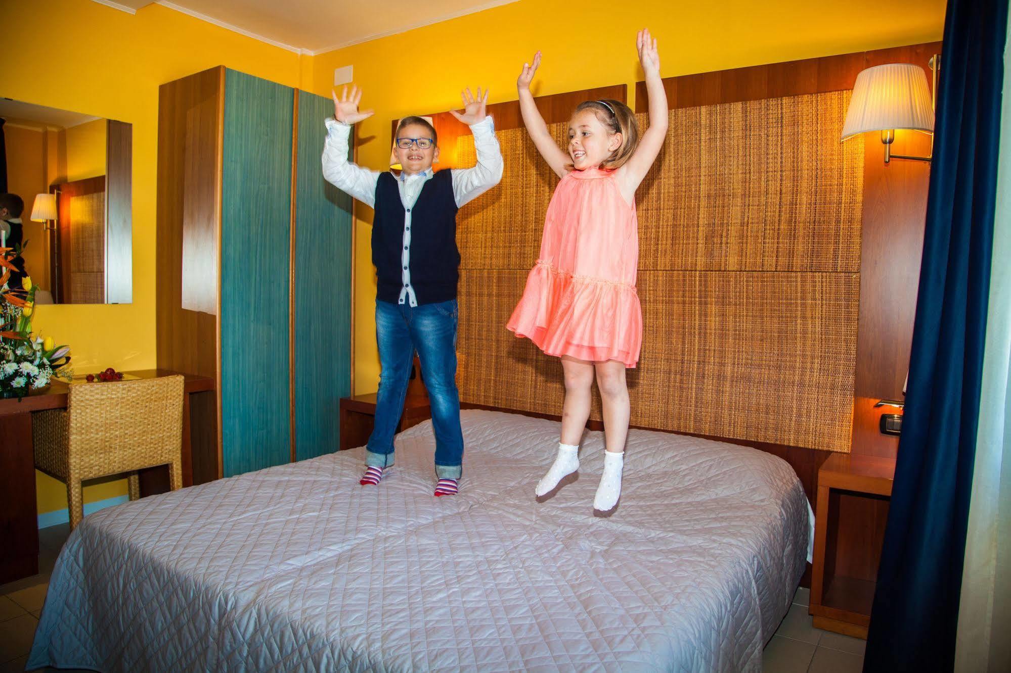 Hotel Park E Mobil Home Sottomarina Εξωτερικό φωτογραφία