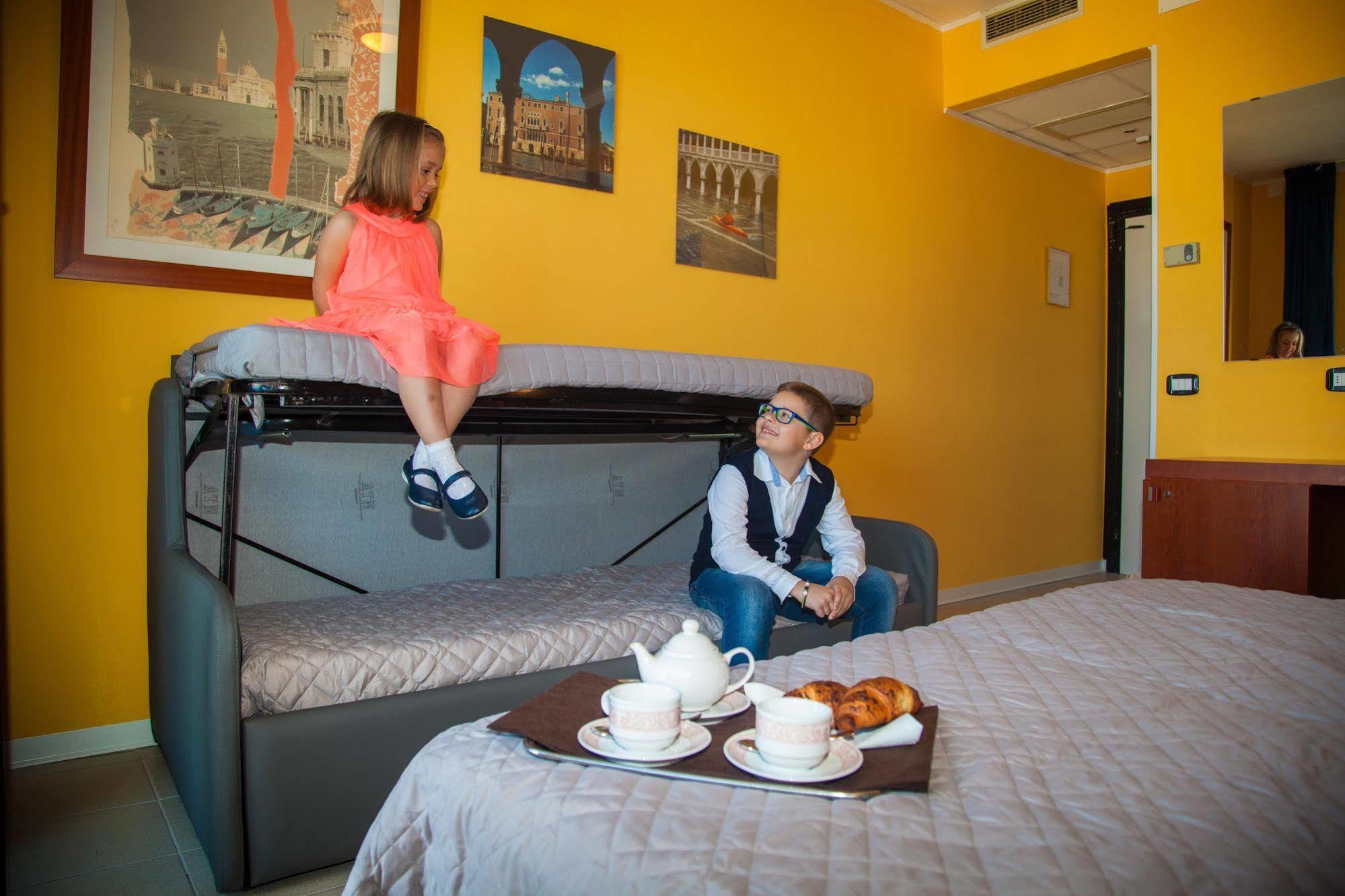 Hotel Park E Mobil Home Sottomarina Εξωτερικό φωτογραφία